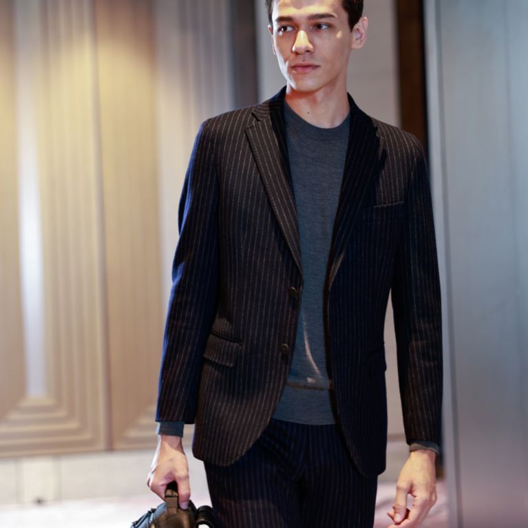 【Paul Stuart MEN】 「STUART'S TRAVELER」ハイスペックラッセルストライプジャケット(セットアップ対応) ネイビー
