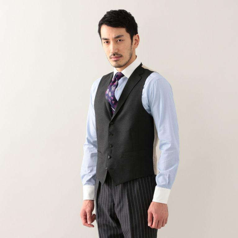 【Paul Stuart MEN】 4SEASONS TOP PLANE ベスト. チャコールグレー