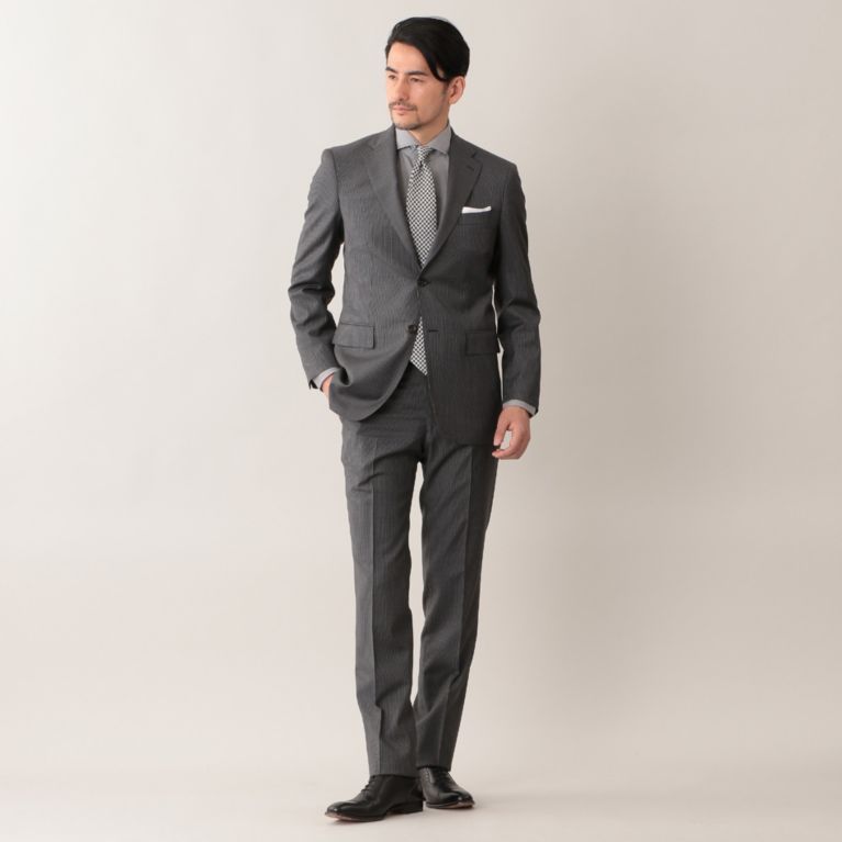 37%OFF！SALE＜三陽商会＞【ポール・スチュアート メン(Paul Stuart MEN)】PIN STRIPE スーツ グレー系 送料無料 ＆ 定価 162000円から 59400円値引！画像