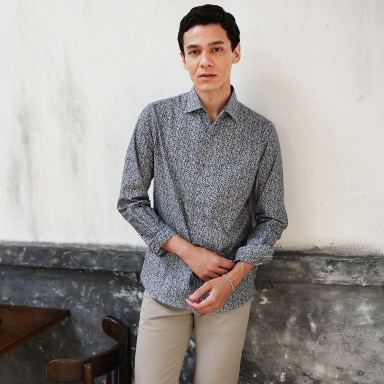 【Paul Stuart MEN】 イタリアンカラーフラワープリントシャツ（カジュアルシャツ） ネイビー