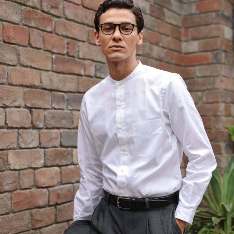 【Paul Stuart MEN】 コットンピンオックスバンドカラーシャツ（ビジネスカジュアル対応） ホワイト