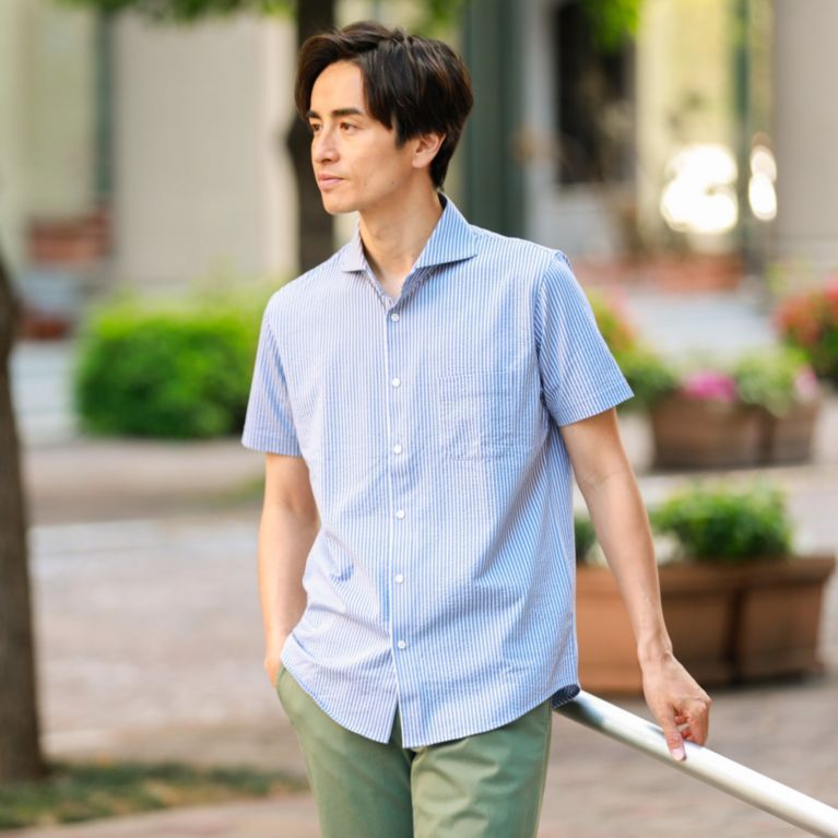 【Paul Stuart MEN】 ホリゾンタルカラーコットンニットサッカーシャツ/サマーシャツ(クールビズ/ビジネスカジュアル対応). ブルー系