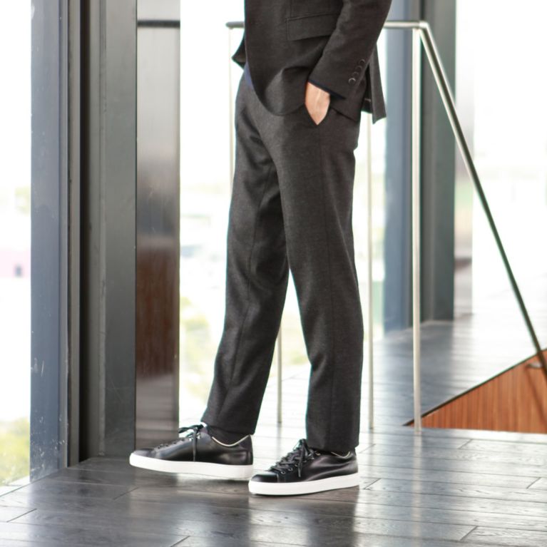 【Paul Stuart MEN】 【URBAN SAFARI掲載商品】【STUART'S TRAVELER】ジャージーヘリンボーンスラックス. グレー系