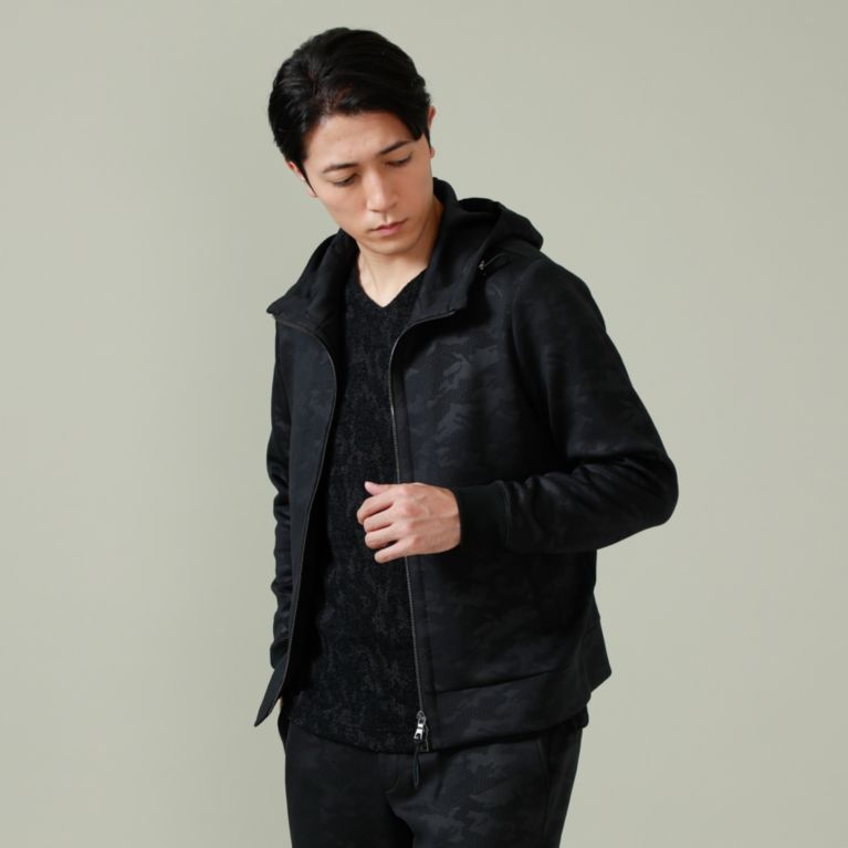 【EPOCA UOMO】 【セットアップ】カモフラエンボスダンボールパーカ ブラック