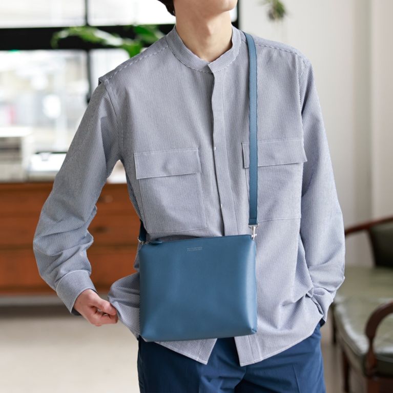 シンセティックシュリンクレザー 2wayショルダーバッグ（ショルダー