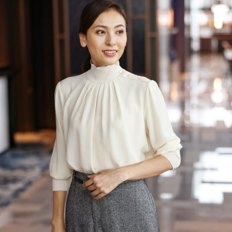 【Paul Stuart WOMEN】 ナチュラルストレッチジョーゼット ブラウス【ウォッシャブル】 エクリュ