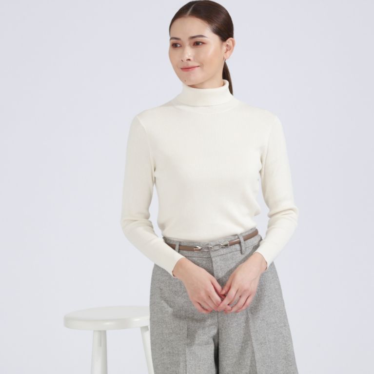 【Paul Stuart WOMEN】 シルクカシミヤ ハイネックプルオーバー オフホワイト