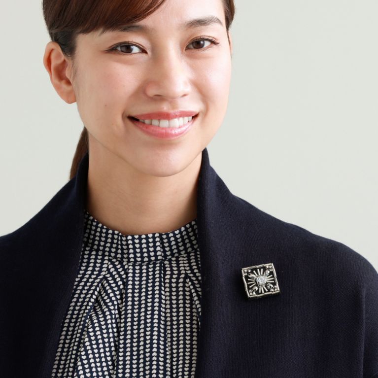 スクエアブローチ ピンバッジ ブローチ コサージュ Trans Work トランスワーク のレディースファッション通販 三陽商会