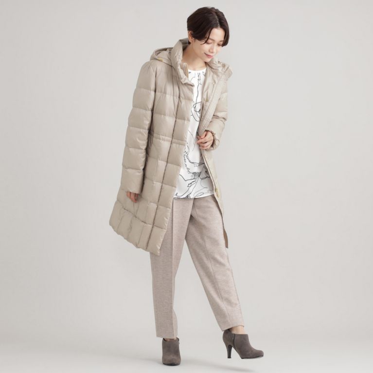 【EVEX by KRIZIA】 *Wings掲載【ウォッシャブル】ECOグリーンダウンコート ベージュ