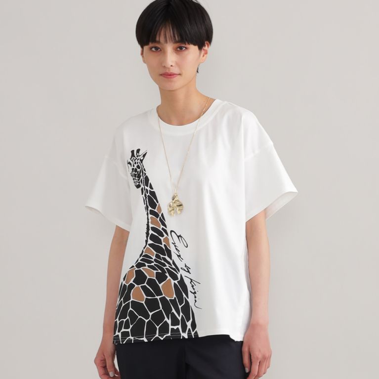 【EVEX by KRIZIA】 ＊Wings掲載＊【ウォッシャブル】ビハインドジラフTシャツ オフホワイト