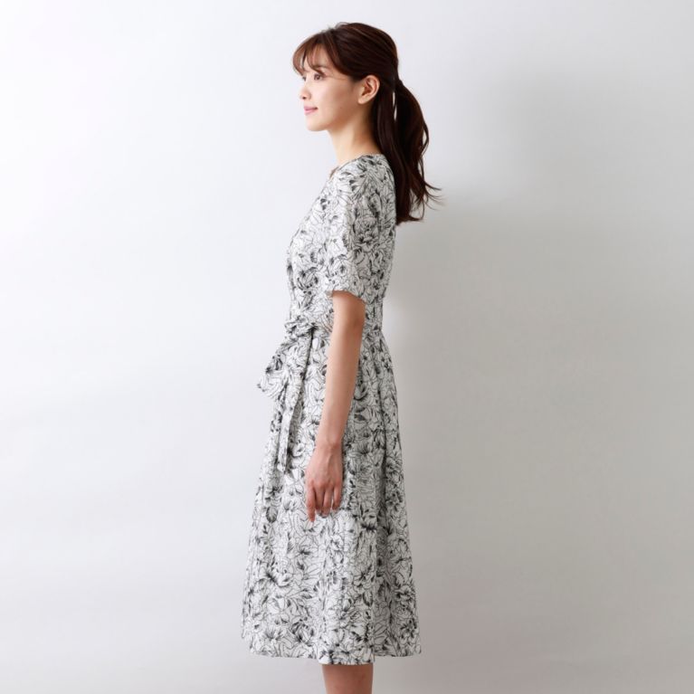 Precious Collection August Rose Embroideryワンピース ワンピース Amaca アマカ のレディースファッション通販 三陽商会