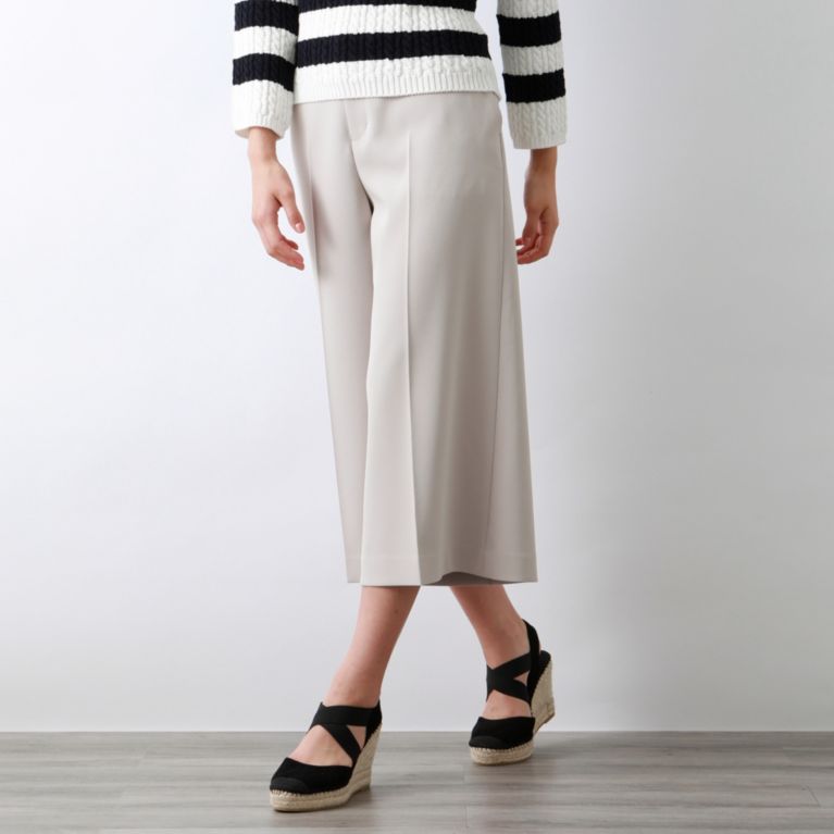 Xsサイズ ボディシェルガウチョパンツ その他パンツ Amaca アマカ のレディースファッション通販 三陽商会