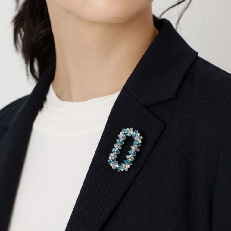 スクエアビジューブローチ ピンバッジ ブローチ コサージュ Amaca アマカ のレディースファッション通販 三陽商会