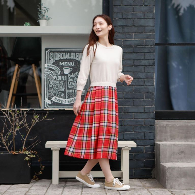 今月限定 特別大特価 タータンチェックコンビニットワンピース 公式の