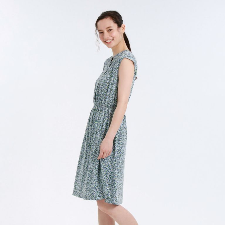フラワープリントワンピース ワンピース Mackintosh Philosophy Women マッキントッシュ フィロソフィー ウィメン のレディースファッション通販 三陽商会