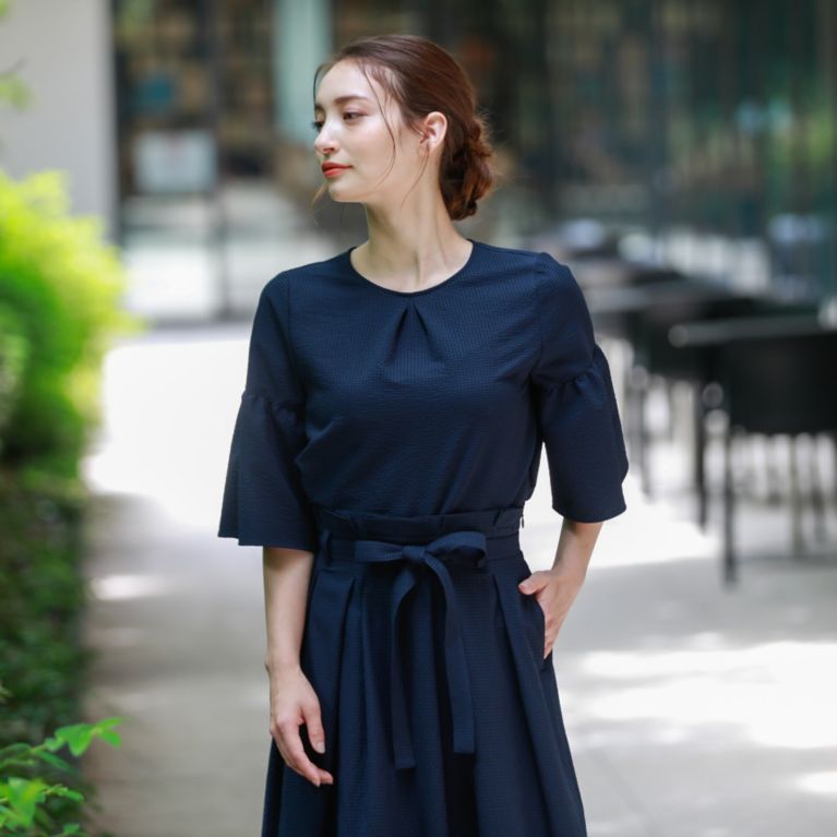 【MACKINTOSH PHILOSOPHY WOMEN】 サッカーボリュームスリーブブラウス ネイビー