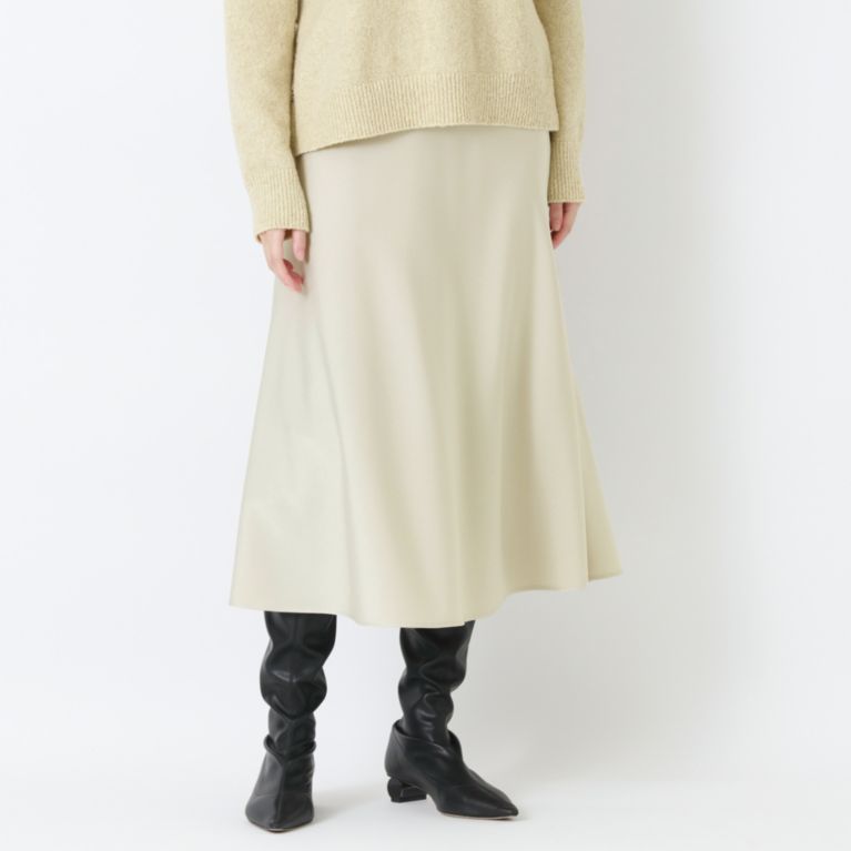 【EPOCA】 シャイニーサテンスカート ベージュ1