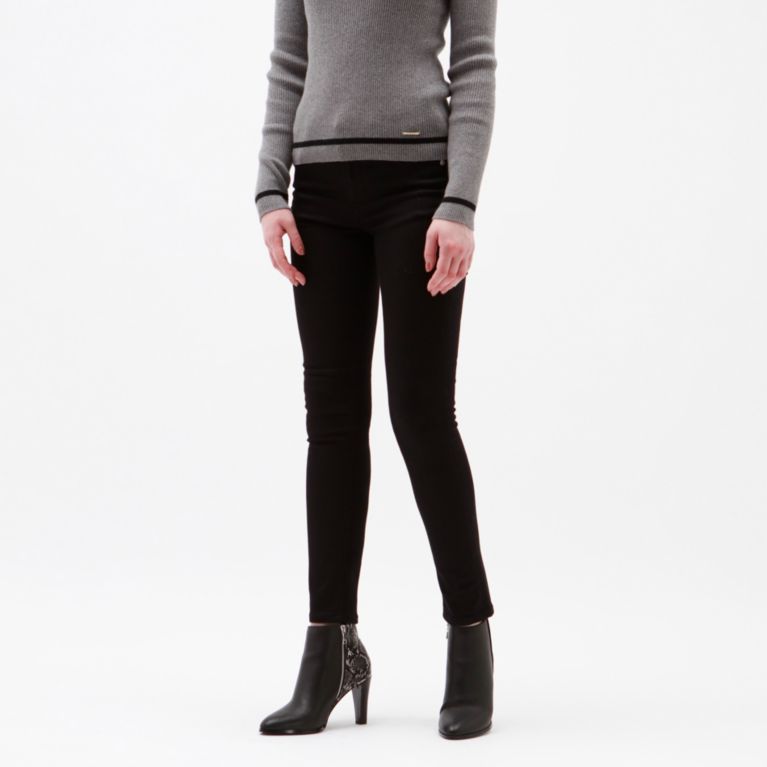 ブラック スキニーパンツ デニムパンツ Loveless ラブレス のファッション通販 三陽商会