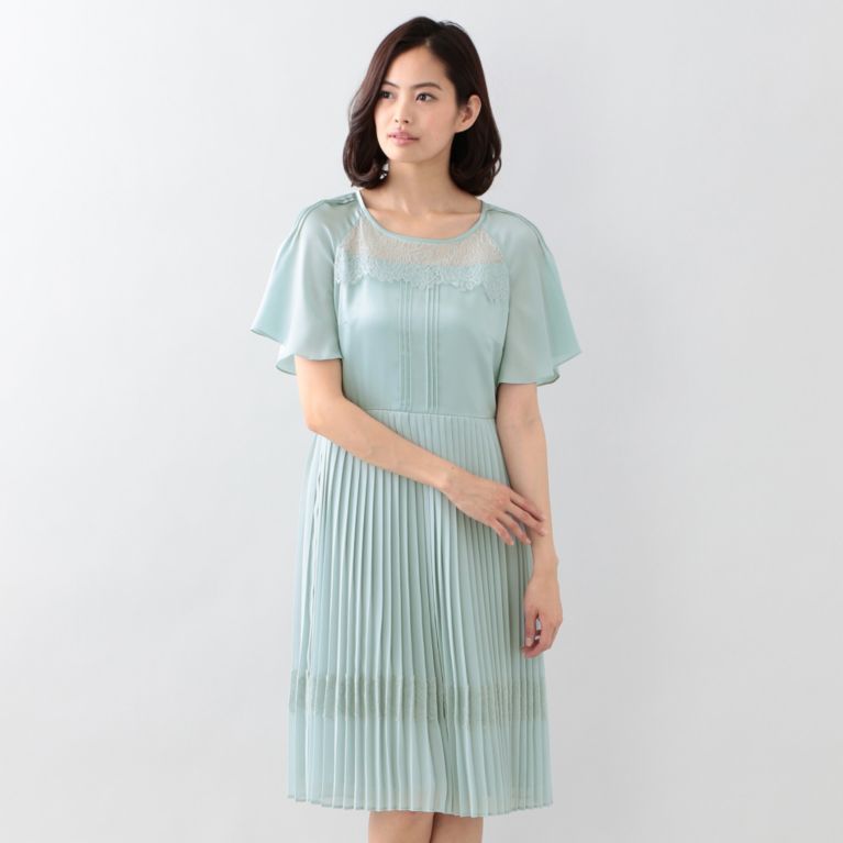 51%OFF！SALE＜三陽商会＞【トゥー ビー シック(TO BE CHIC)】ポワリーサテンドレス エメラルド 送料無料 ＆ 定価 63720円から 32400円値引！画像