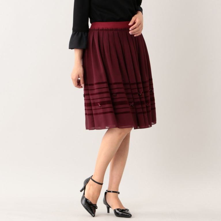 【TO BE CHIC】 フロッキーボーダープリントシフォンスカート ボルドー