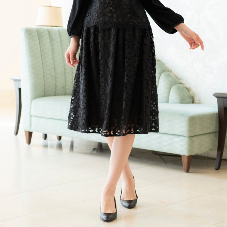 【TO BE CHIC】 ジオレトリックリバーレーススカート ブラック