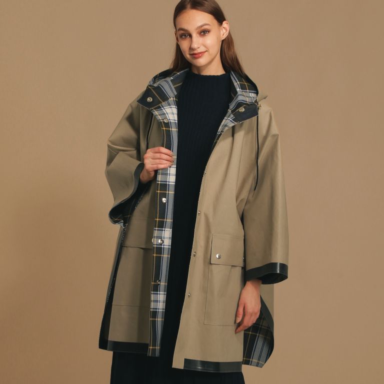 【MACKINTOSH LONDON WOMEN】 【MACKINTOSH】【KEITH】ゴム引きフーデッドポンチョ ベージュ