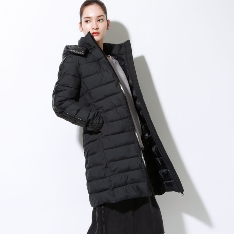 【ECOALF】 ＜AMU スリムコート / AMU SHINE JACKET WOMAN＞ 黒