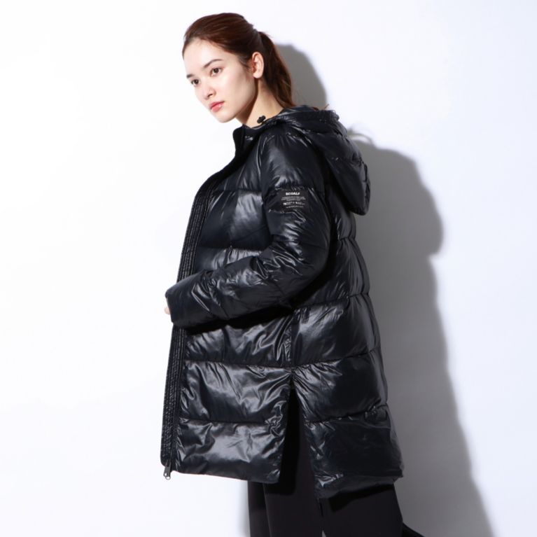 【ECOALF】 ＜MARANGU シャイニーコート / MARANGU SHINE COAT WOMAN＞ 黒