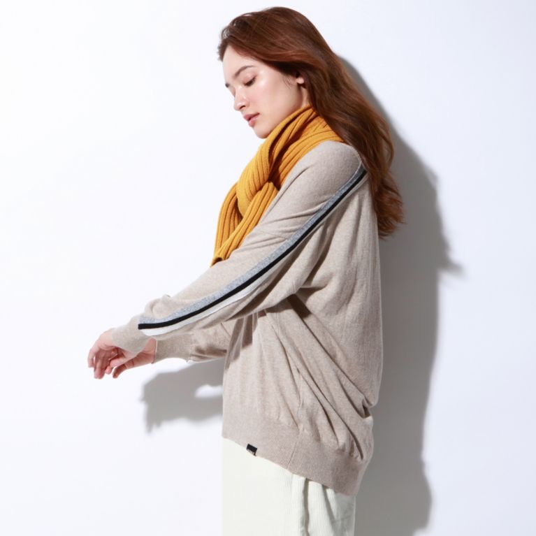 【ECOALF】 ＜BRIXEN Vネック ニット / BRIXEN KNIT WOMAN＞ ベージュ(淡)